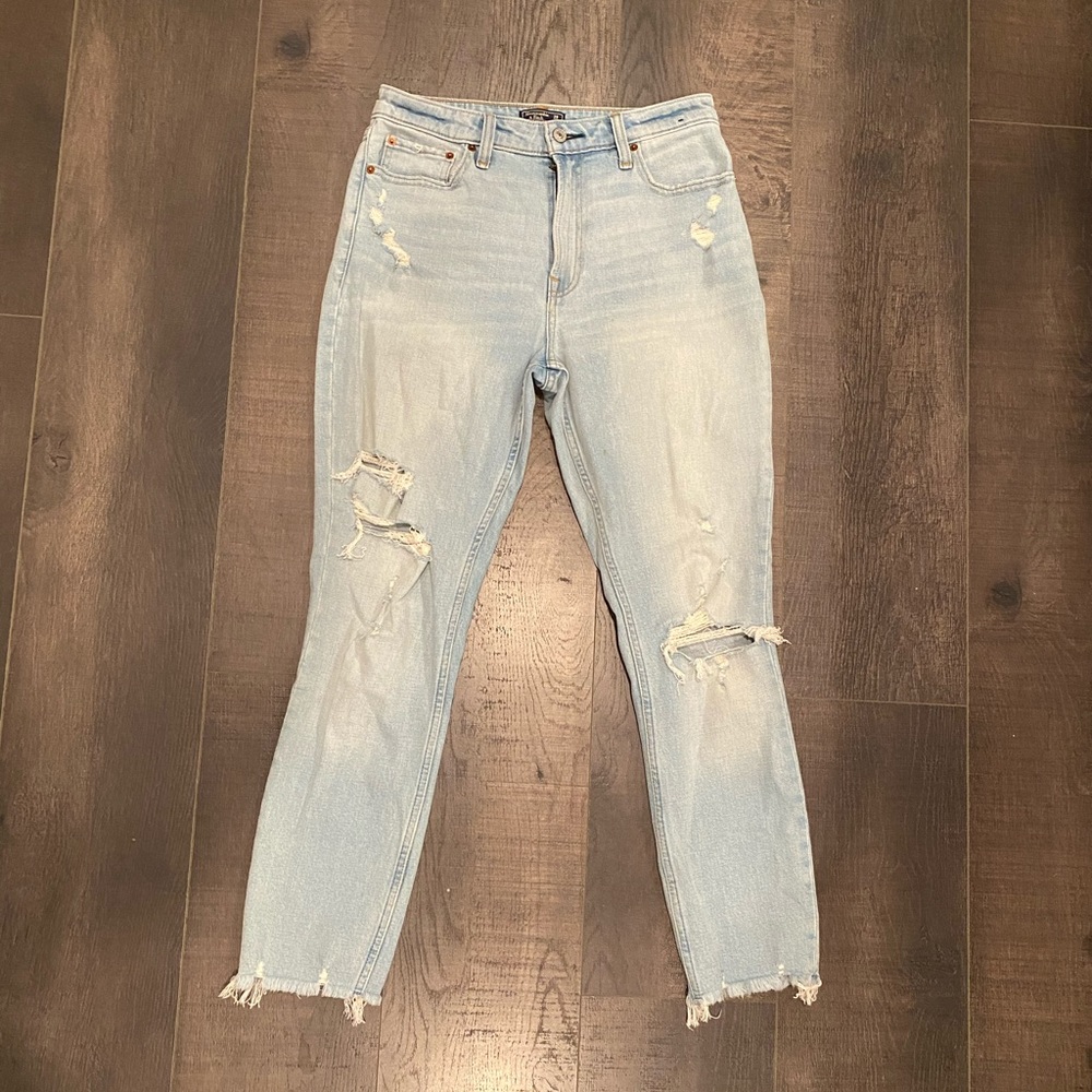 Abercrombie & Fitch raw hem skinny jeans